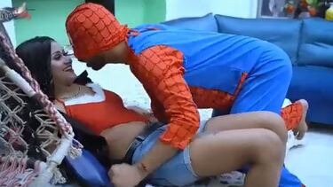 स्पिडरमैन के साथ देसी सेक्स