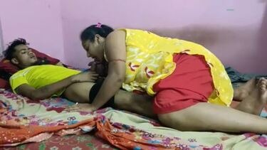 लण्ड की प्यासी मकान मालकिन