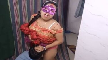 सेक्सी भाभी की चुत पे रख दिया मुँह