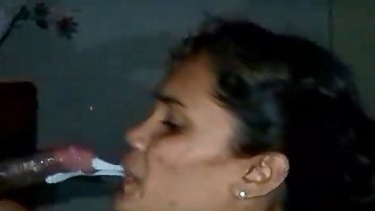 कामवाली ने चूस के माल निकाल दिया